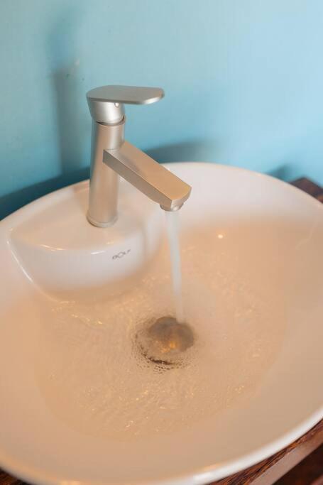 Willa Bukoba - Olive - Private Pool, Ac & Wi-fi *