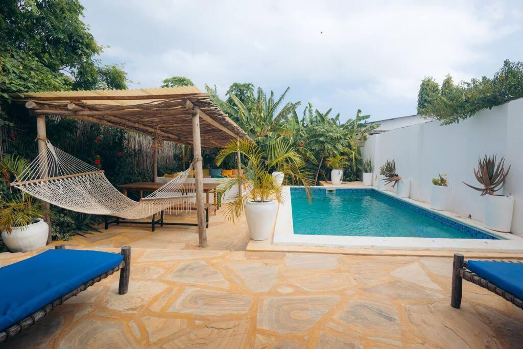 Willa Bukoba - Olive - Private Pool, Ac & Wi-fi Nungwi