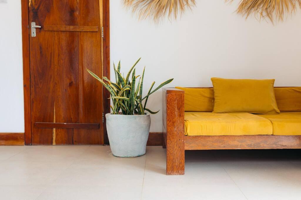 Willa Bukoba - Olive - Private Pool, Ac & Wi-fi Nungwi