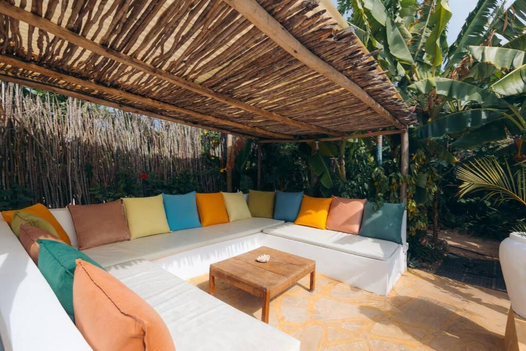 Bukoba - Olive - Private Pool, Ac & Wi-fi