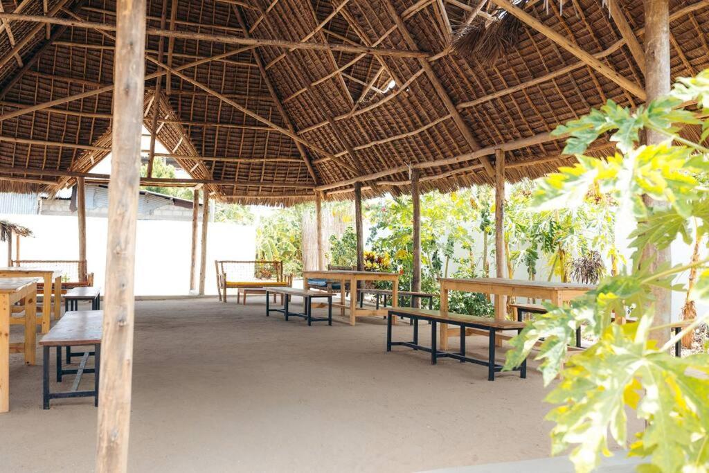 Willa Bukoba - Olive - Private Pool, Ac & Wi-fi Nungwi